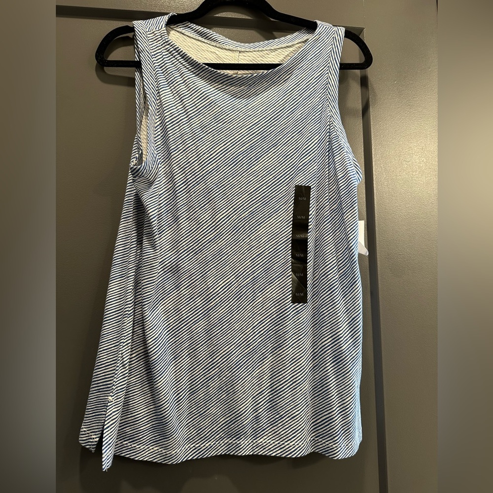 Banana republic Malibu tee blue and white striped boat neck tank top